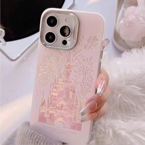 - Trendy iPhone Case 📱